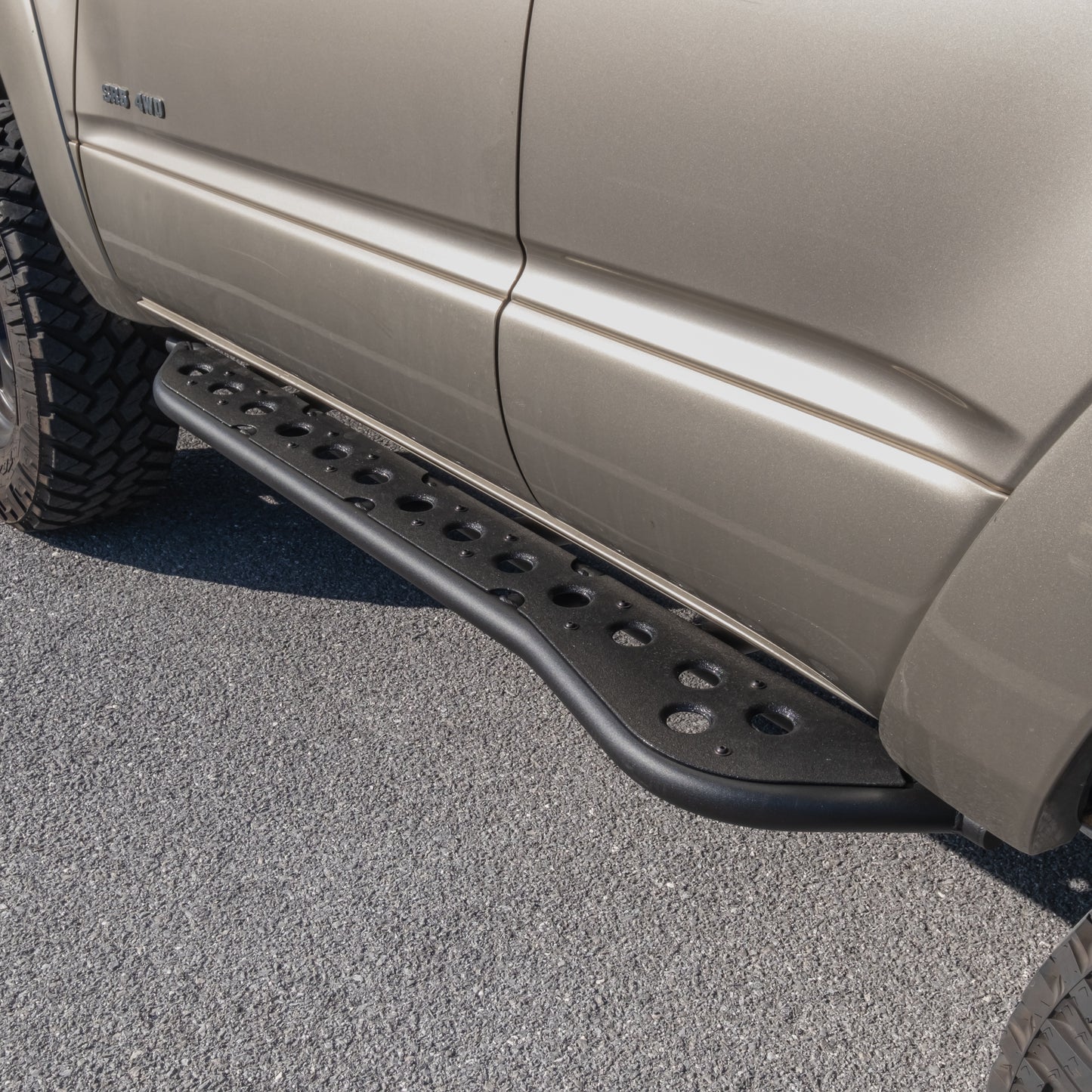 Cali Raised Step Edition Rock Sliders | '03 - '09 4Runner