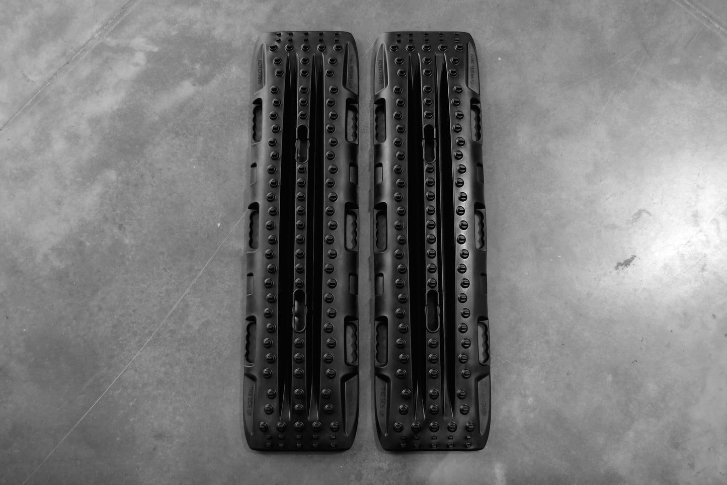 RototraX Traction Boards - Black