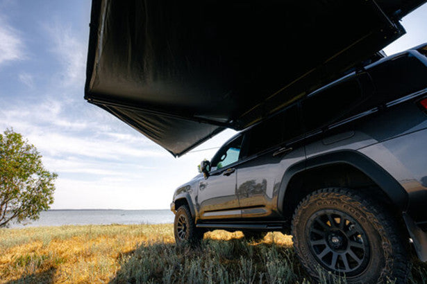 Ironman 4x4 DeltaWing 180º Freestanding Awning