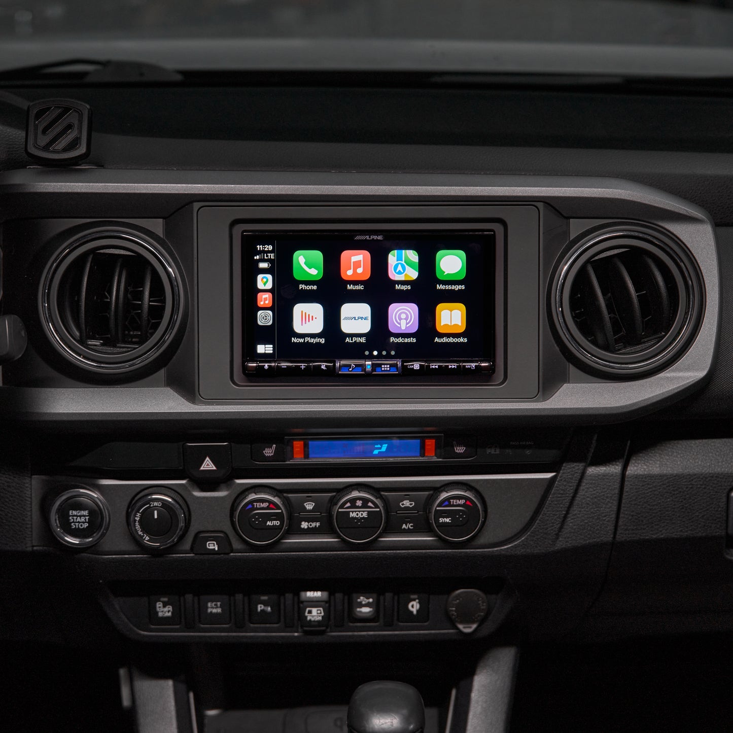 Alpine iLX-507 Plug & Play Bundle | '16 - '23 Tacoma