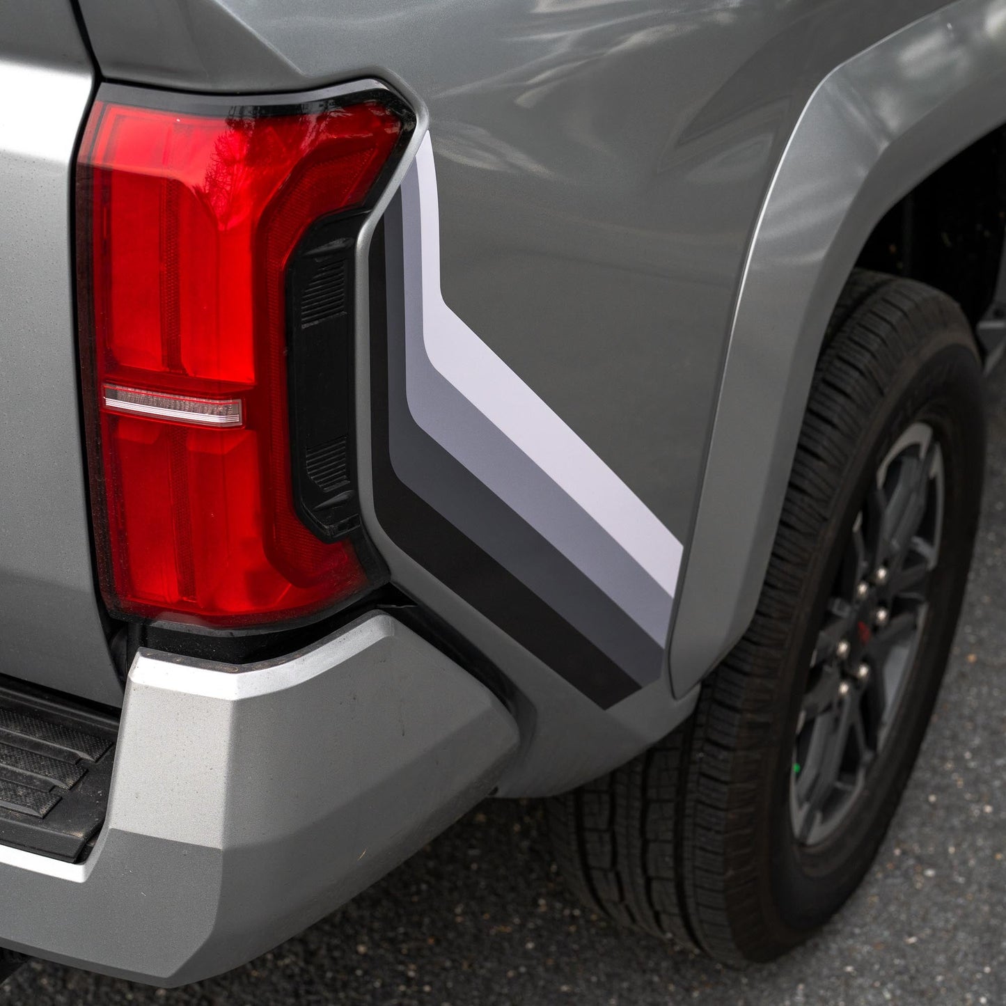 Vinyl Fox Rear Bedside Vinyl Stripe Kit | 2024+ Tacoma