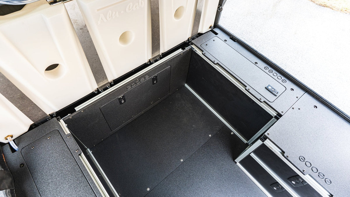 Goose Gear Alu-Cabin Front Utility, 5-ft 5-in | '07 - '21 Tundra