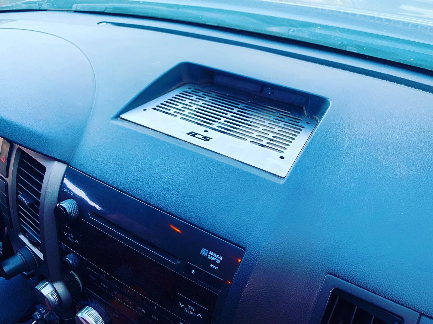 ICS Fab Toyota Sequoia Dash Mount | '08 - '17 Sequoia