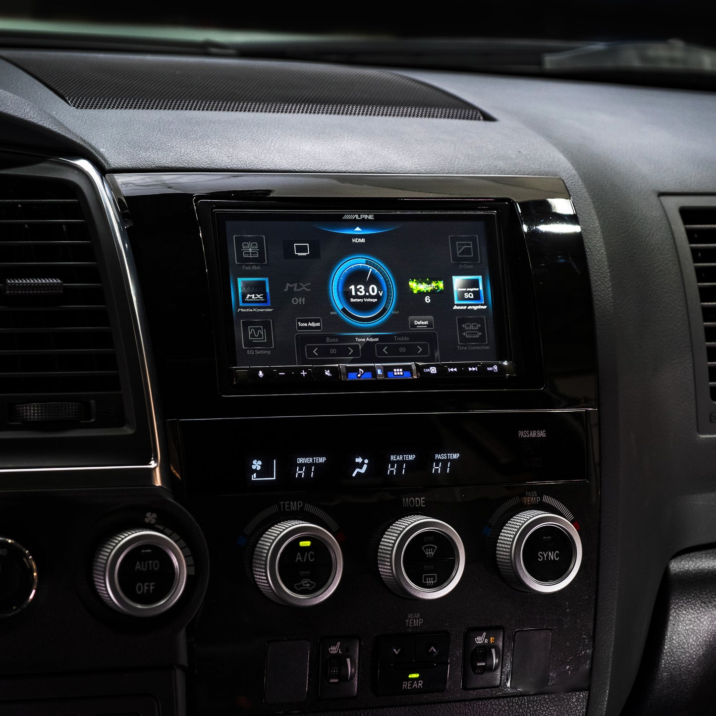 Alpine iLX-507 Plug & Play Bundle | '14 - '22 Sequoia