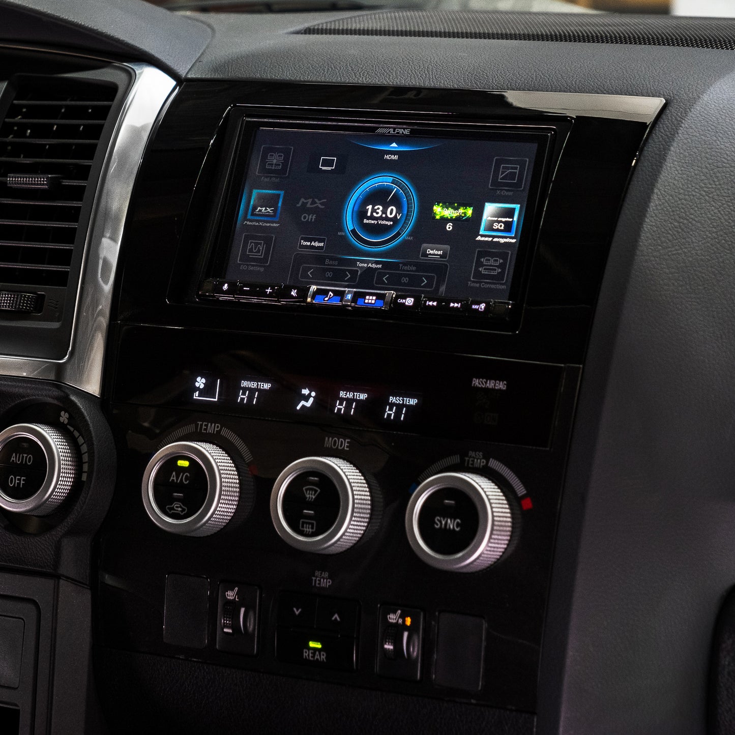 Alpine iLX-507 Plug & Play Bundle | '14 - '22 Sequoia