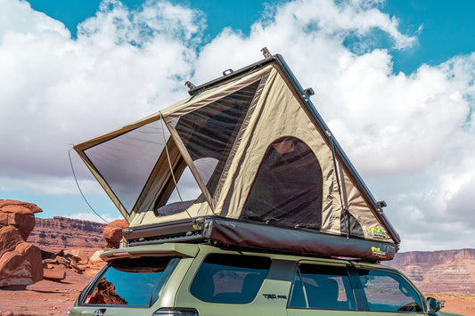 Ironman 4x4 Hard Shell Roof Top Tent | Swift 1400