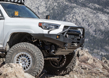 Toyota 4Runner 5th Gen (2010-2024) Hi-Lite Overland Front Bumper [PreRunner Bull Bar]