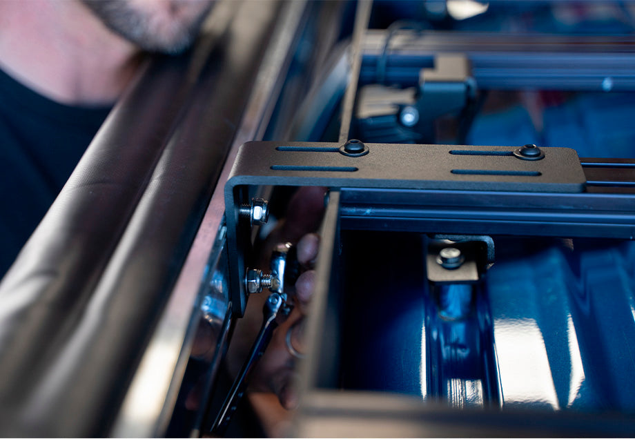 Cali Raised Roof Rack Awning Mounts