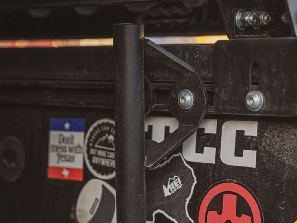 Cali Raised Bed Rail Flag Pole Mount |  Tacoma & Tundra