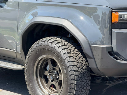 Toyota Land Cruiser Fender Flare Kit | '24+ Land Cruiser