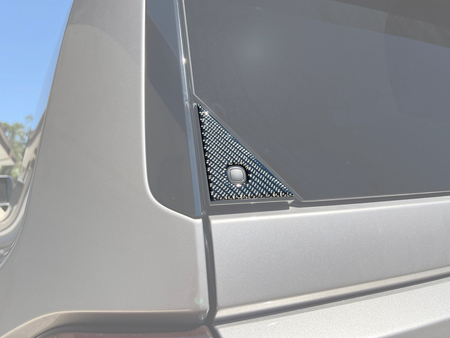 Tufskinz Liftgate Window Button Accent Trim | 2024+ Land Cruiser & Lexus GX550