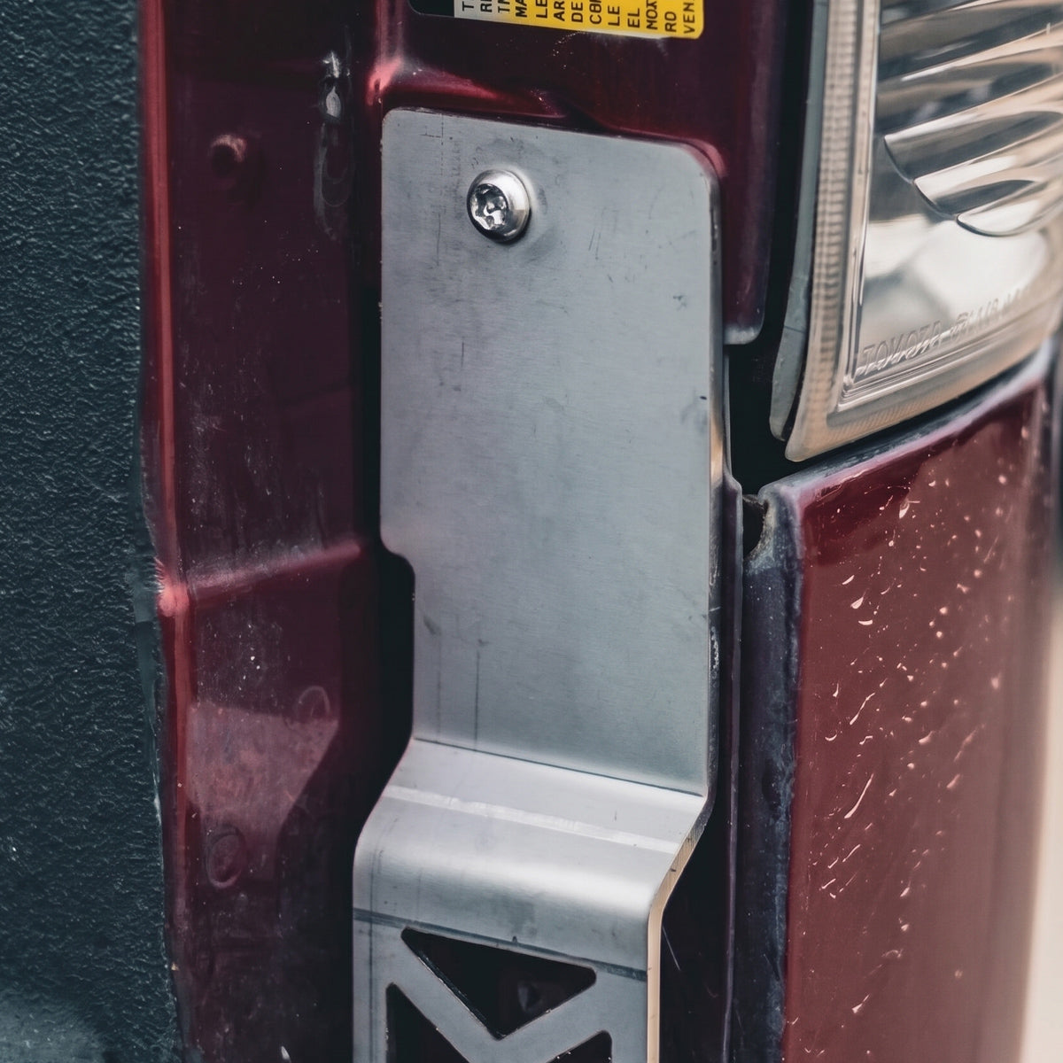 Cali Raised Tailgate Theft Protector | '07 - '13 Tundra