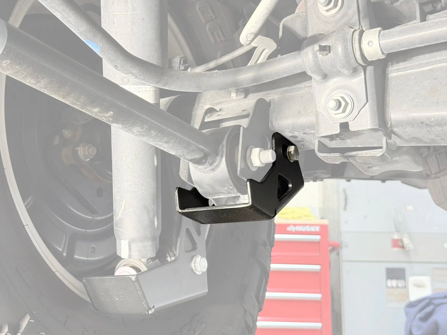 Toyota Land Cruiser/Lexus GX550 Lower Trailing Arm Skid Plate Kit | '24 Land Cruiser