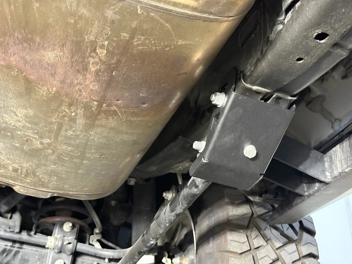 Toyota Land Cruiser/Lexus GX550 Lower Trailing Arm Skid Plate Kit | '24 Land Cruiser