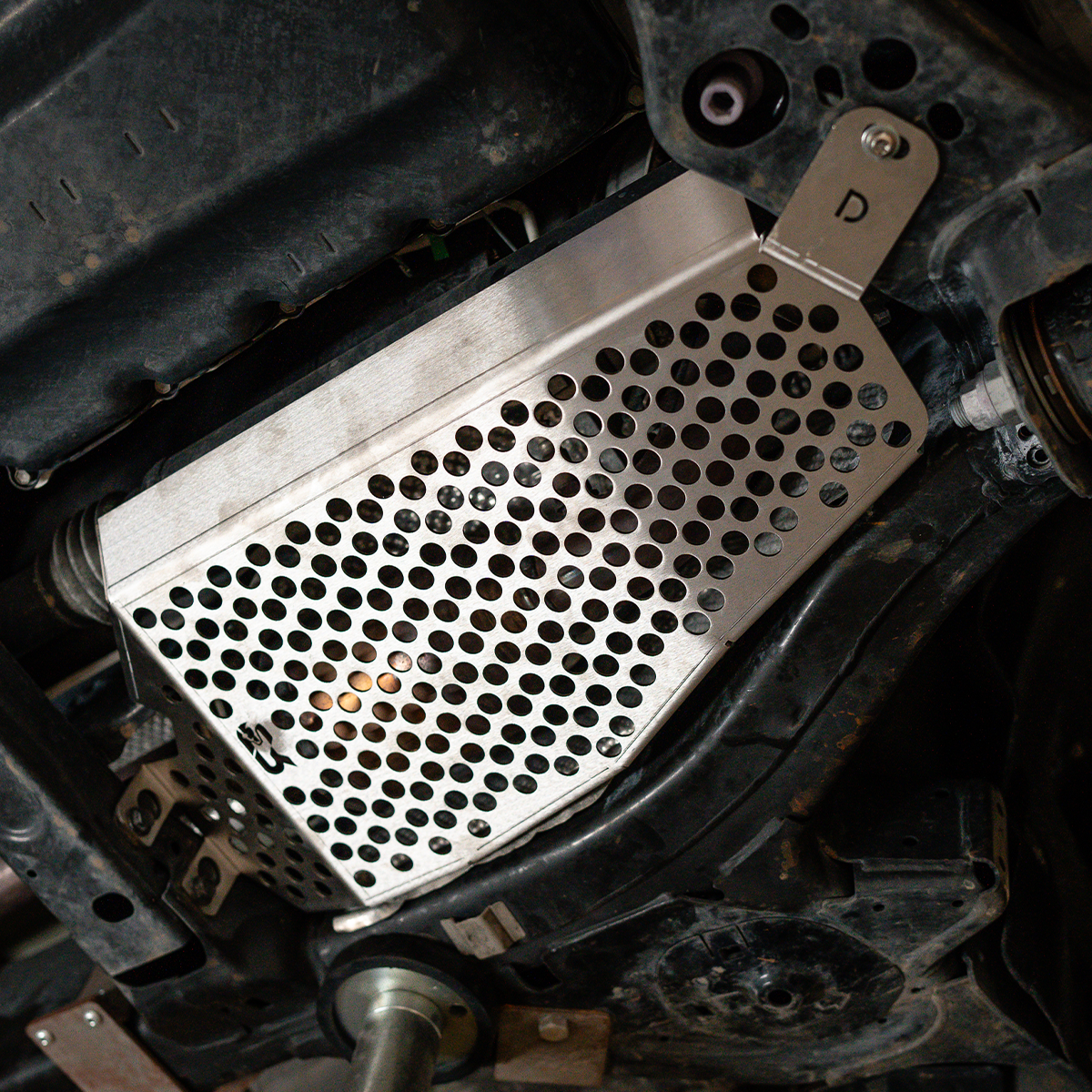 Cali Raised Tundra Catalytic Converter Shield | '22+ Tundra