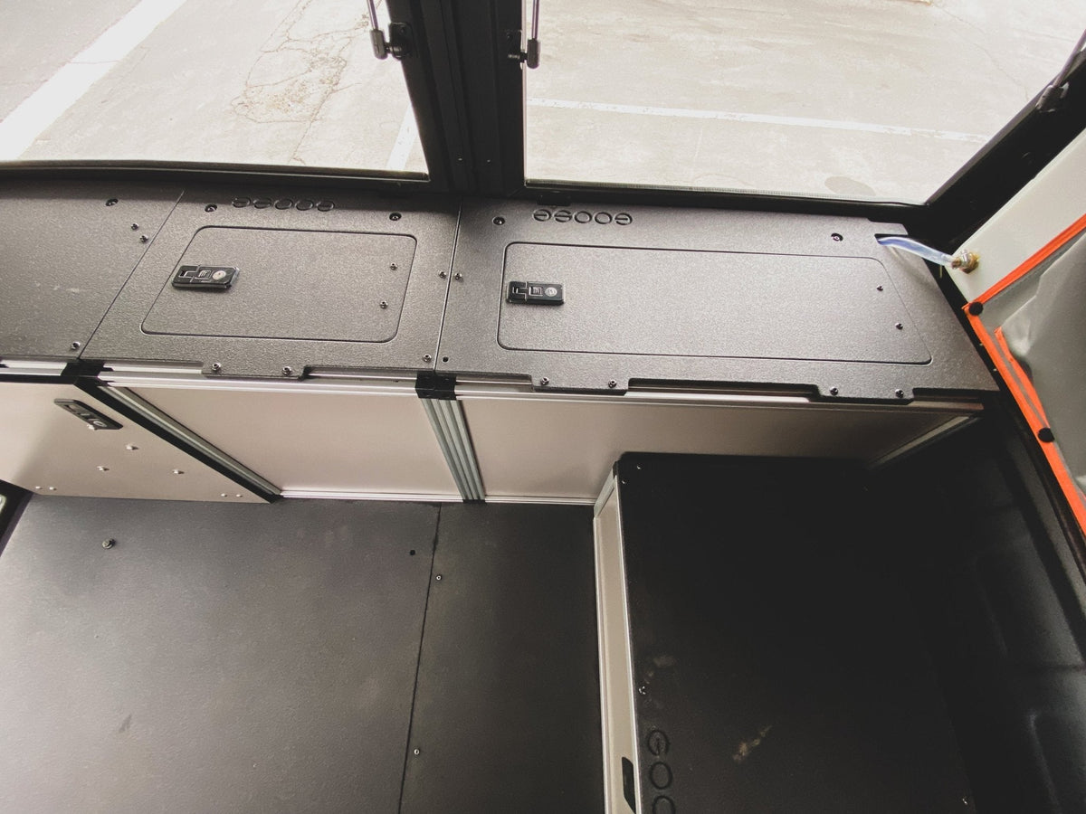 Goose Gear Alu-Cabin Front Utility, 6-ft 5-in | '07 - '21 Tundra