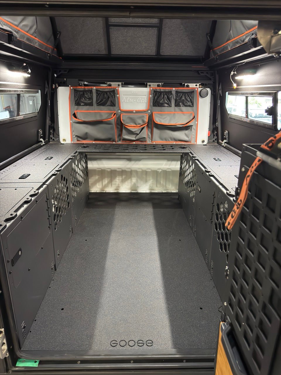 Goose Gear Alu-Cab V4 Bed Plate System