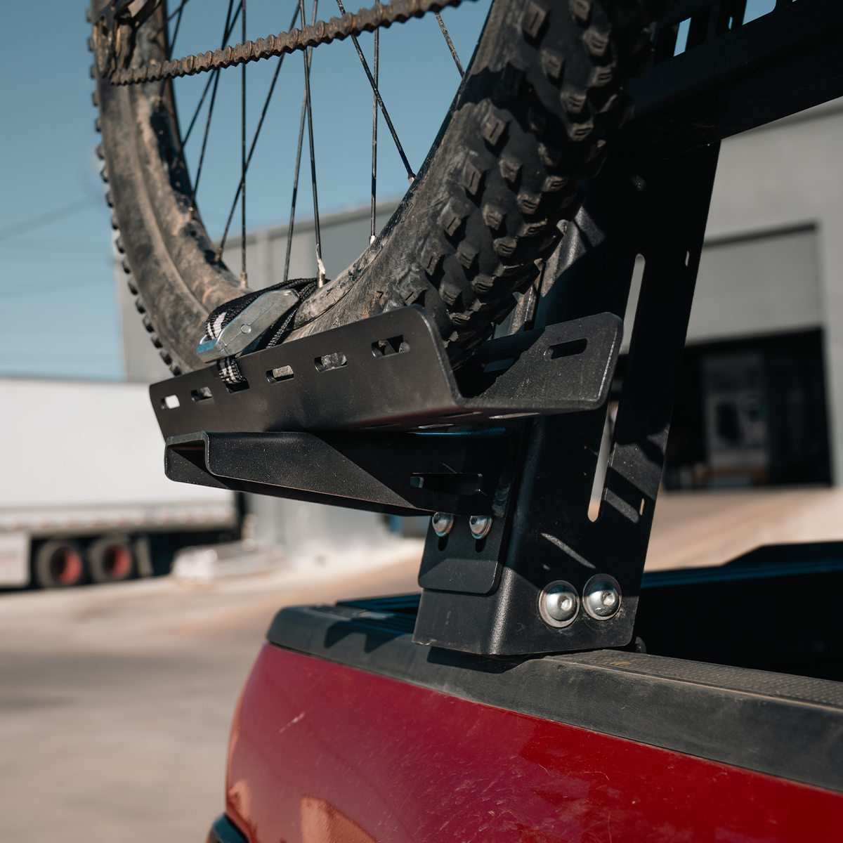 Cali Raised Bed Rack Bike Mount