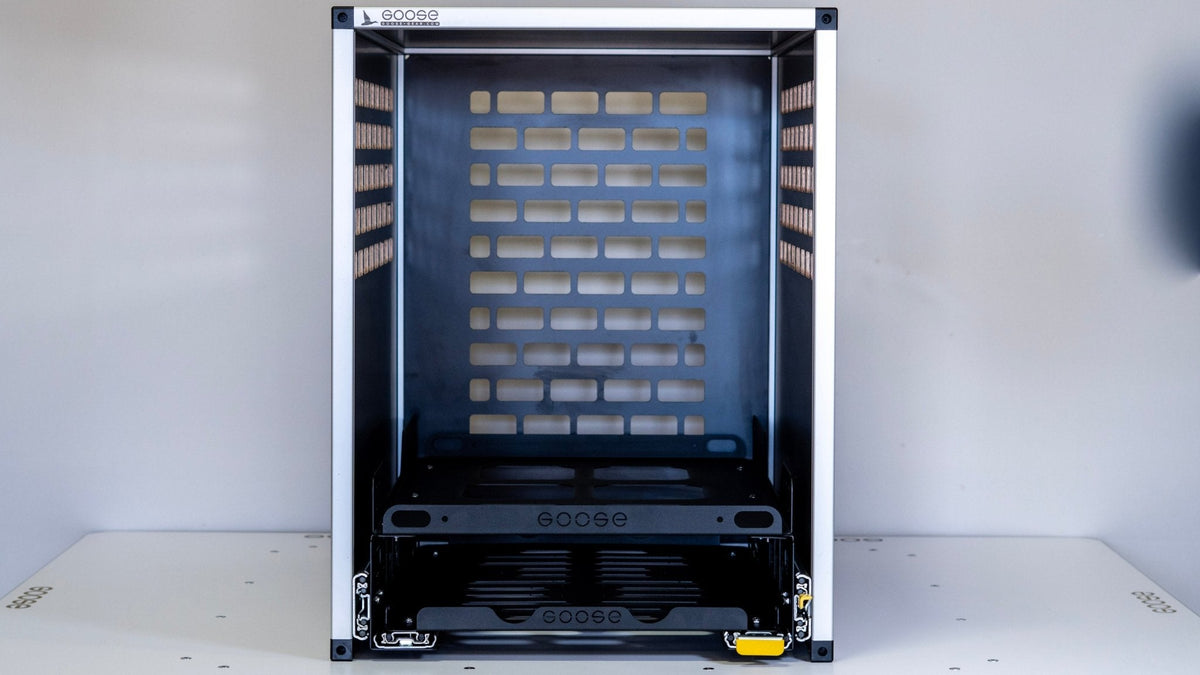 Goose Gear CampKitchen 2.4 | 31-1/2-in Deep Module