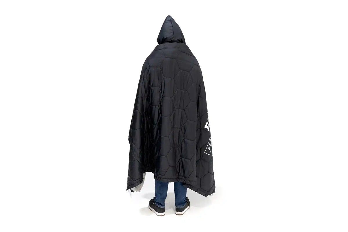 Freespirit Recreation Anywhere Poncho / Puff Blanket