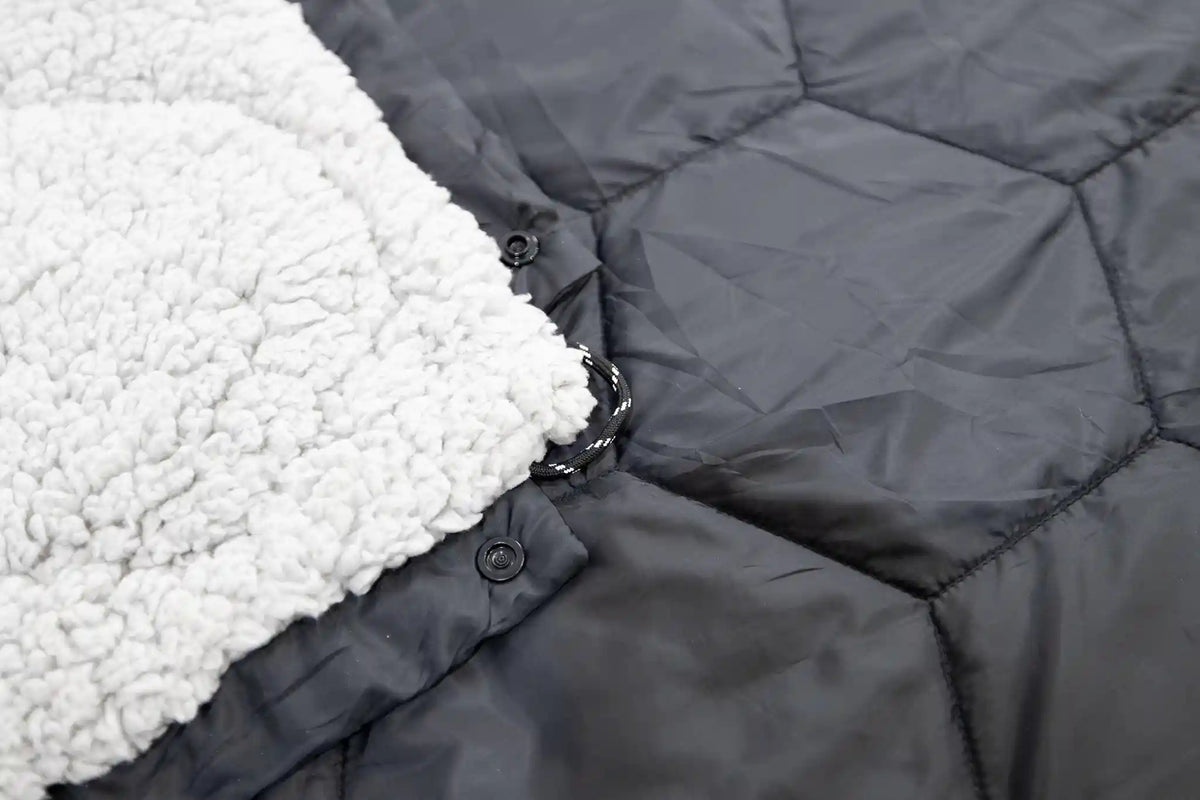 Freespirit Recreation Anywhere Poncho / Puff Blanket