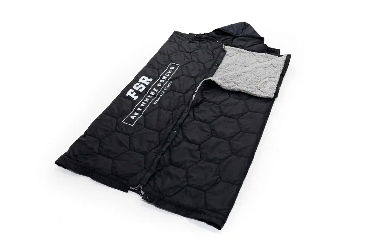 Freespirit Recreation Anywhere Poncho / Puff Blanket