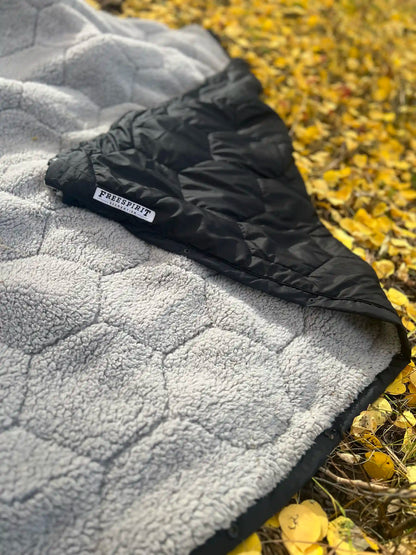 Freespirit Recreation Anywhere Poncho / Puff Blanket