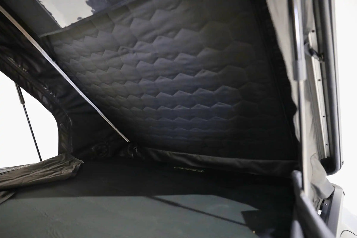 Freespirit Recreation Aspen Pro XL Rooftop Tent