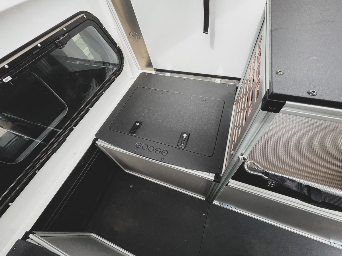 Goose Gear Camper Front Utility, Mid-Size 5-ft | Passenger Side
