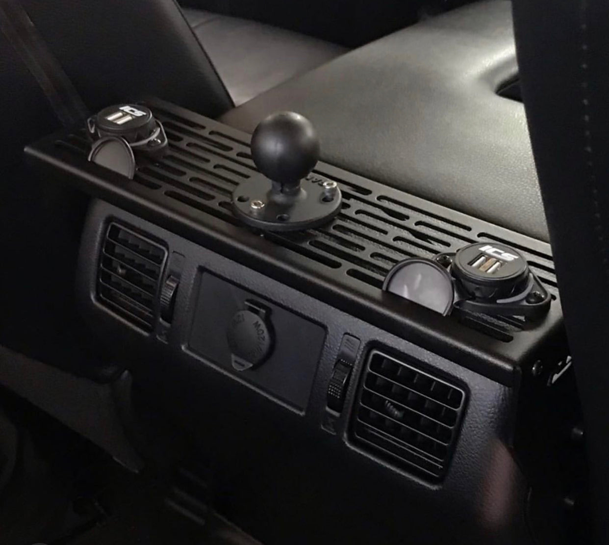 ICS Fab Toyota Tundra Rear AMPS Panel | '14 - '21 Tundra