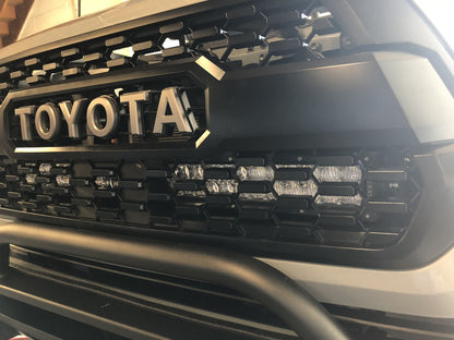 Cali Raised 32" Upper Grille LED Light Bar Brackets Kit | '16 - '23 Tacoma