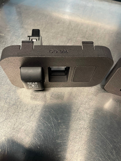 Modular Insert for 3 Short Switches | '16 - '23 Tacoma