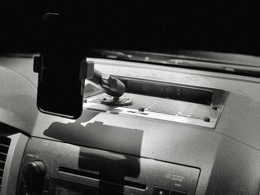 ICS Fab Toyota Sequoia Dash Mount | '08 - '17 Sequoia