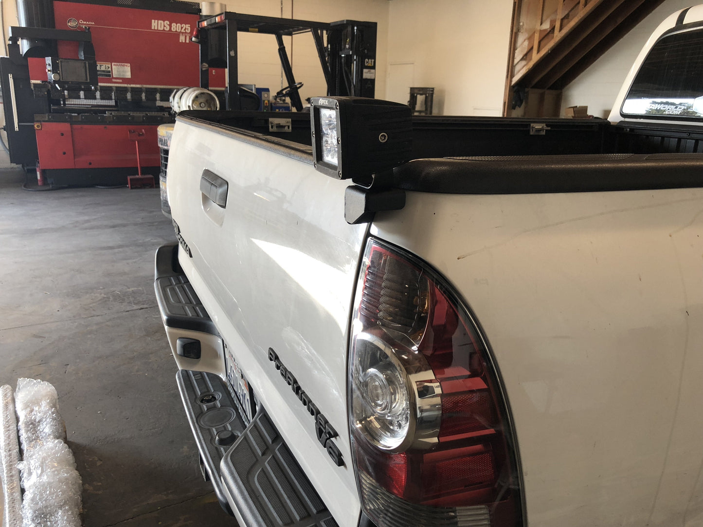 Cali Raised Bed Accessory Mount | '05 - '15 Tacoma