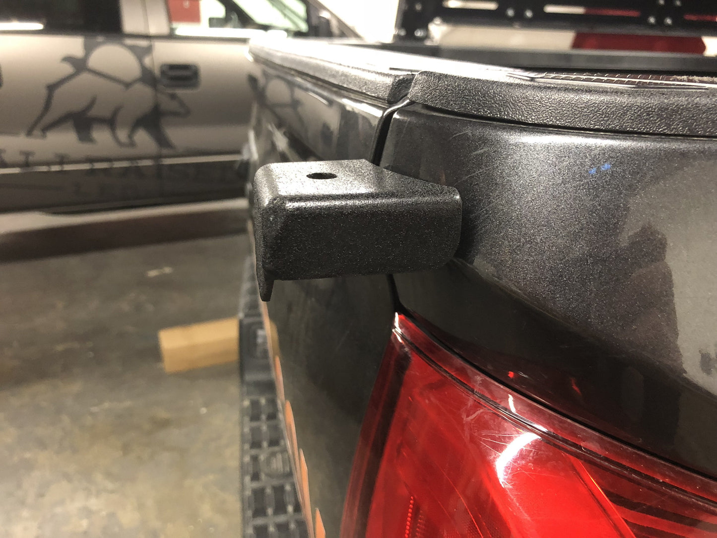 Cali Raised Bed Accessory Mount | '16 -'23 Tacoma