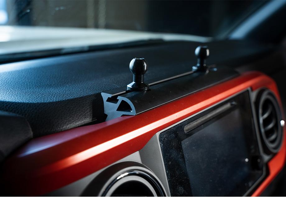 Cali Raised Dash Accessory Mount | '16 - '23 Tacoma