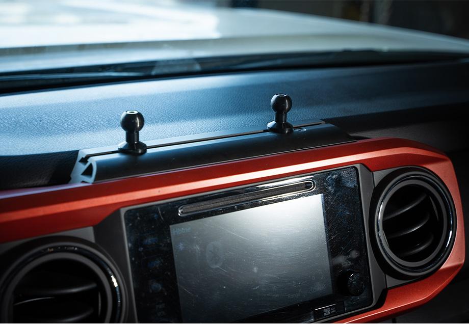 Cali Raised Dash Accessory Mount | '16 - '23 Tacoma