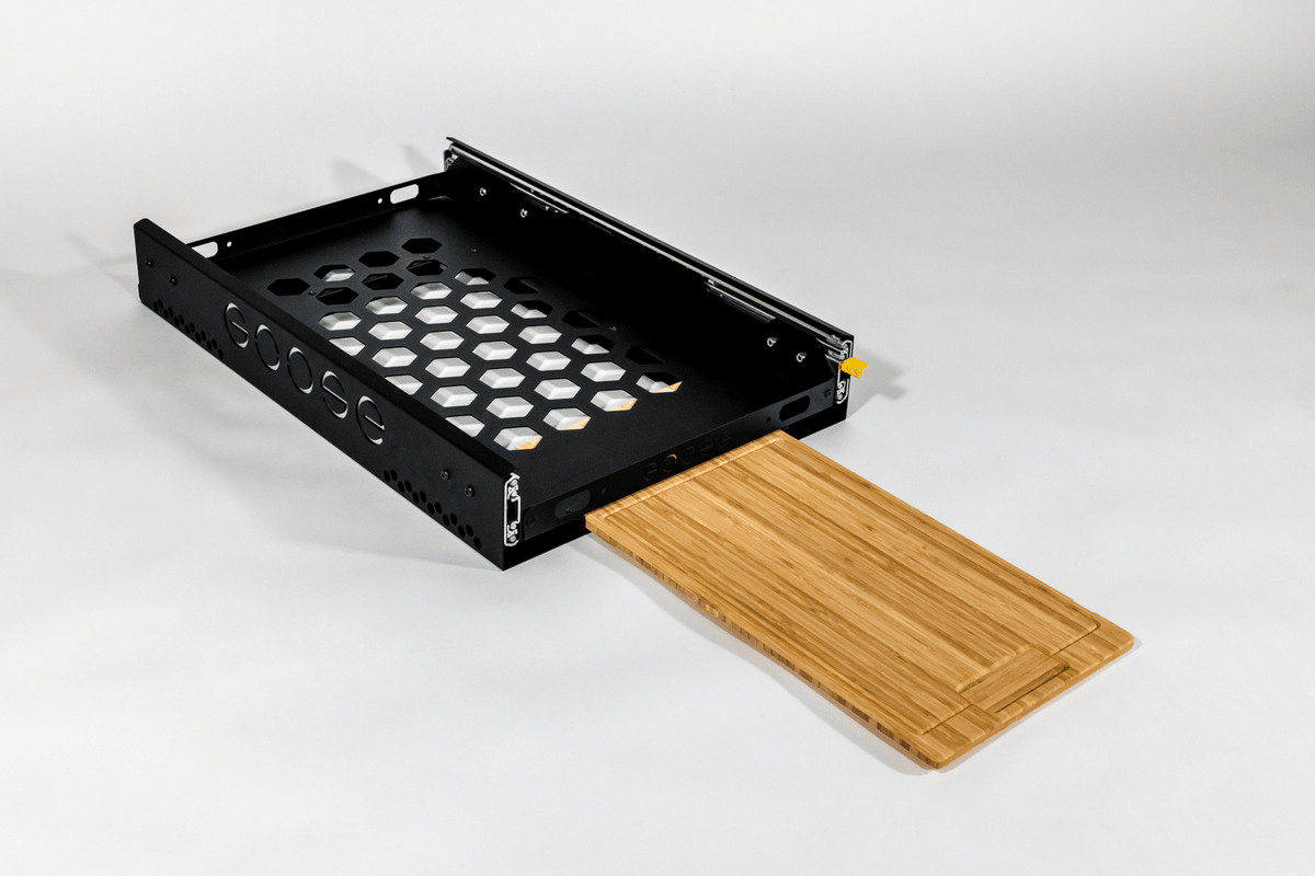 Goose Gear Solo Fridge Slide | XL 18 x 30-in Tray