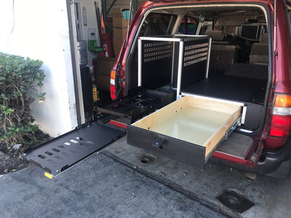 Goose Gear 19-3/16-in Fitted-Top Drawer | '91 - '97 LC80