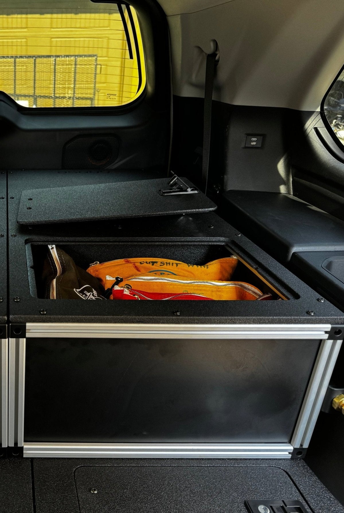 Goose Gear 19-3/16-in Single Drawer, Rear Storage | 2023+ Sequoia