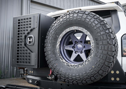 Backwoods Universal Adventure Storage Box (19x28x15)